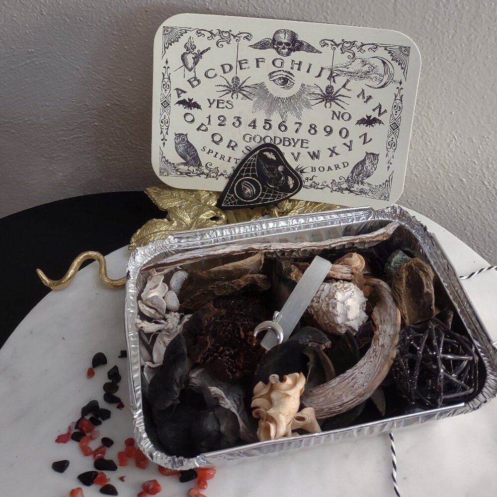 Chocolate Brownie Batter Scented Witchy Goth Crystal Potpourri with Selenite